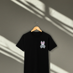 Playera Bunny Skull – Conejo Pirata | Cute & Rebel Unisex